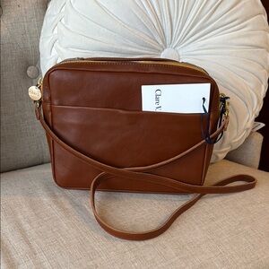 Clare V Mirabel in Rustic Miel